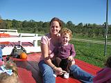 2007-10-09.farm.hay_ride.46.tawny-sadie.plymouth.mi.us.jpg