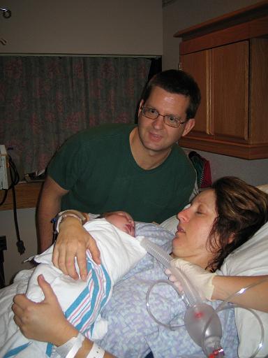 2005-11-23.portrait.hospital.baby_newborn.kevin-nessa-seren-snyder.2.southfield.mi.us 