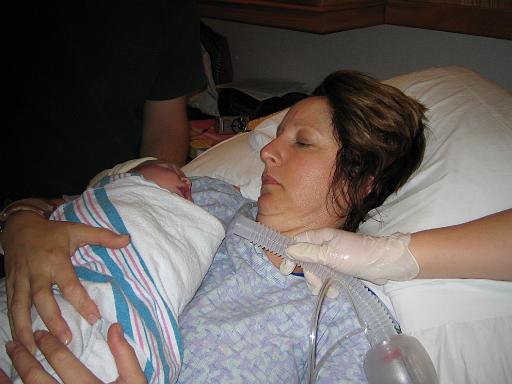 2005-11-23.portrait.hospital.baby_newborn.nessa-seren-snyder.1.southfield.mi.us 