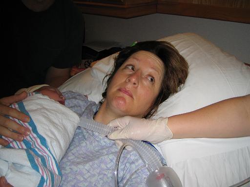 2005-11-23.portrait.hospital.baby_newborn.nessa-seren-snyder.2.southfield.mi.us 