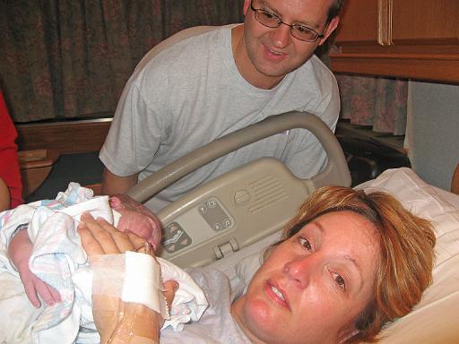2007-07-25.portrait.hospital.baby_newborn.06.nessa-kevin-ronan-snyder.southfield.mi.us 
