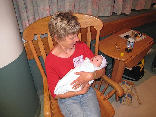 2007-07-25.portrait.hospital.baby_newborn.10.sandy-ronan-snyder.southfield.mi.us 