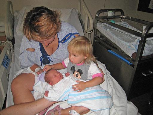 2007-07-26.portrait.hospital.baby_newborn.26.seren-nessa-ronan-snyder.southfield.mi.us 