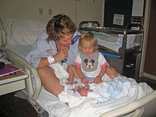 2007-07-26.portrait.hospital.baby_newborn.31.seren-nessa-ronan-snyder.southfield.mi.us 