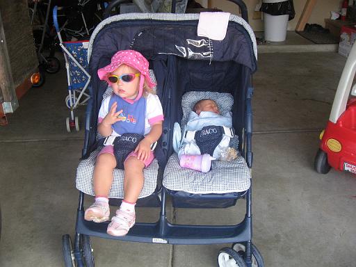 2007-07-31.portrait.baby_newborn.029.nessa-seren-ronan-snyder.livonia.mi.us 