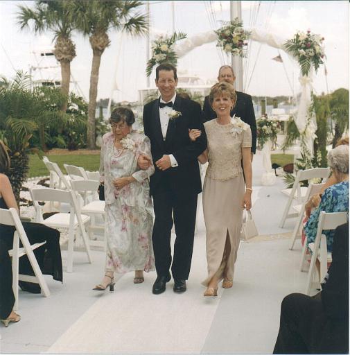 2002-05-11.wedding.kevin-nessa.recession.oma-wendy-sandy-snyder.fav.venice.fl.us 