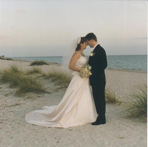 2002-05-11.wedding.kevin-nessa.beach.kevin-nessa-snyder.05.venice.fl.us 