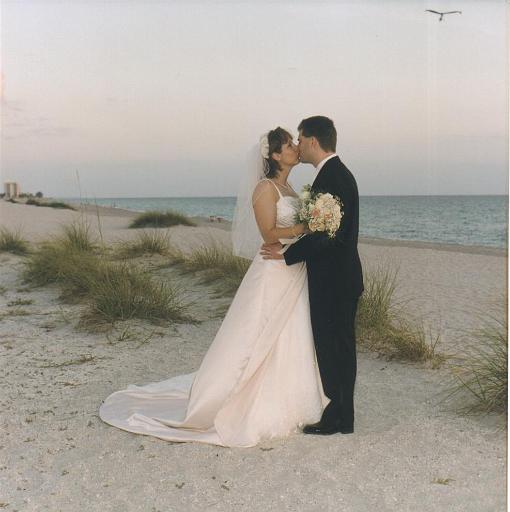 2002-05-11.wedding.kevin-nessa.beach.kevin-nessa-snyder.11.venice.fl.us 