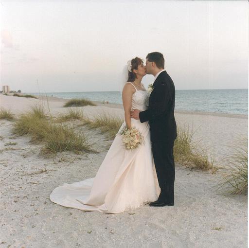 2002-05-11.wedding.kevin-nessa.beach.kevin-nessa-snyder.14.venice.fl.us 