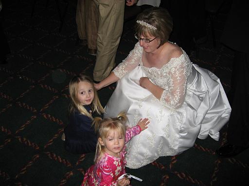 2006-11-04.wedding.nancy-tate.reception.matti-grace-nancy-gibson-snyder.1.clarksville.tn.us 