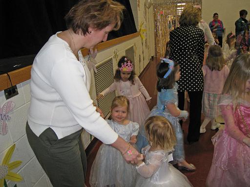 2008-04-06.princess_party.31.nessa-charolette-seren-snyder.livonia.mi.us 