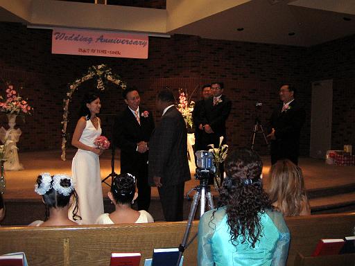2006-08-19.wedding.10th_year_anniversary.dan-michelle.ceremony.09.windsor.ca 