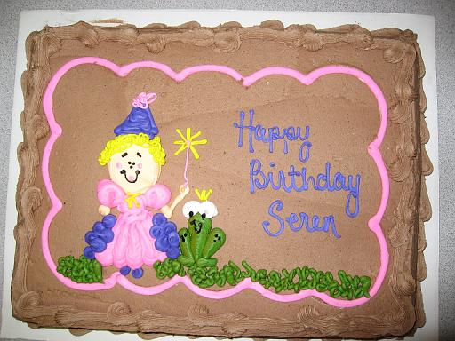 2006-11-19.seren.1yr_birthday.cake.01.livonia.mi.us 