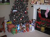 2005-12-25.1.christmas.tree.livonia.mi.us.jpg