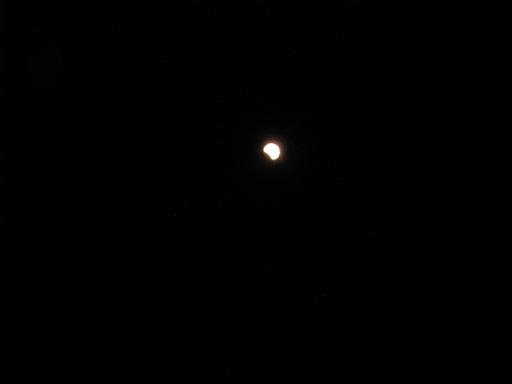 2008-02-20.eclipse.lunar.02.livonia.mi.us 