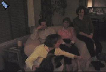 2004-11-25.thanksgiving.snyder_family.video.320x240-3.2meg.livonia.mi.us 