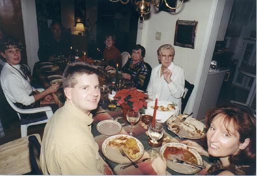 2002-11-00.thanksgiving.nancy-oma-june-nessa-kevin-snyder-sandy-dom-arthur.4.redford.mi.us 