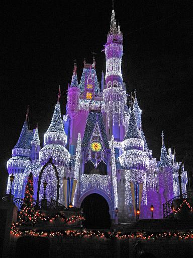 2007-12-23.castle.snow_white.04.magic_kingdom.disney.orlando.fl.us  2007-12-23.castle.snow_white.04.magic_kingdom.disney.orlando.fl.us