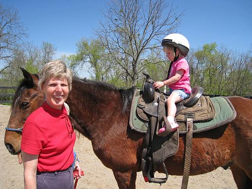 2008-04-22.horseback_riding.09.seren-snyder.richmond.ky.us 