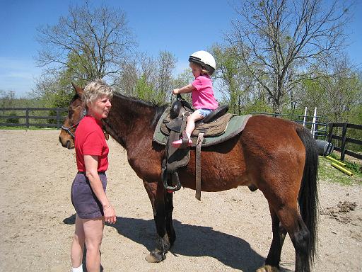 2008-04-22.horseback_riding.12.seren-snyder.richmond.ky.us 