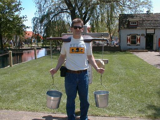 1999-05-00.kevin-snyder.buckets.2.holland.mi.us 