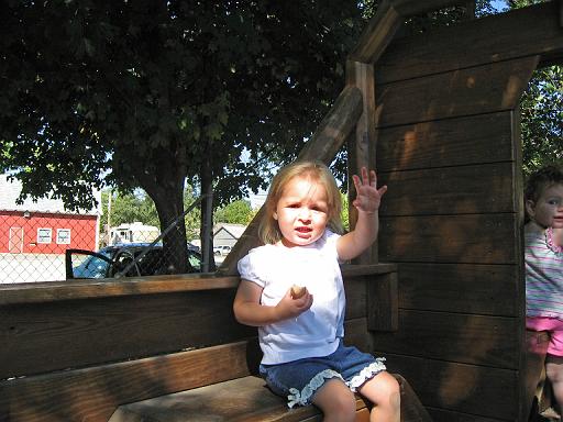 2007-09-20.playground.03.seren-snyder.northville.mi.us 