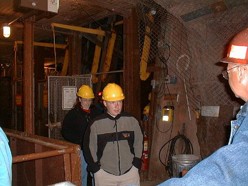 2001-07-00.level_27.mine_elevator.exiting.1.soudan_mine.tower.mn.us 