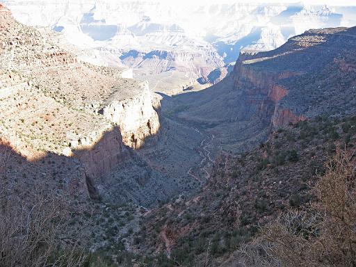 2007-11-17.canyon_embark_descent.bright_angel_trail.31.grand_canyon.az.us 