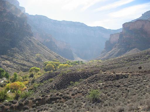 2007-11-17.canyon_return_ascent.bright_angel_trail.013.grand_canyon.az.us 