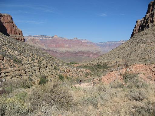2007-11-17.canyon_return_ascent.bright_angel_trail.029.grand_canyon.az.us 