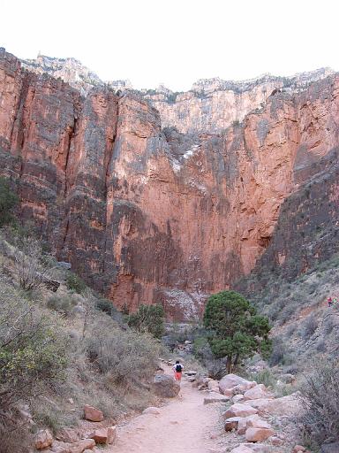 2007-11-17.canyon_return_ascent.bright_angel_trail.033.grand_canyon.az.us 
