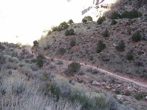 2007-11-17.canyon_return_ascent.bright_angel_trail.034.grand_canyon.az.us 