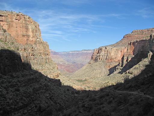 2007-11-17.canyon_return_ascent.bright_angel_trail.045.grand_canyon.az.us 