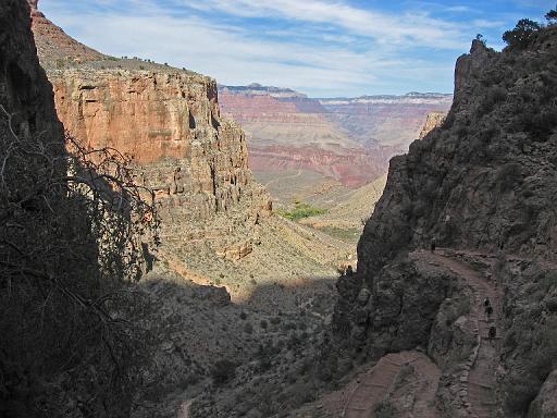 2007-11-17.canyon_return_ascent.bright_angel_trail.051.grand_canyon.az.us 