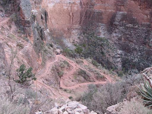 2007-11-17.canyon_return_ascent.bright_angel_trail.057.grand_canyon.az.us 