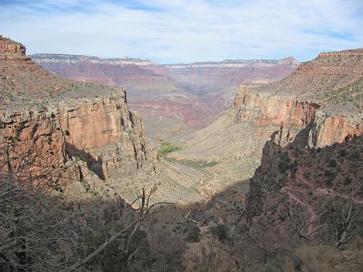2007-11-17.canyon_return_ascent.bright_angel_trail.067.grand_canyon.az.us 