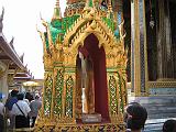 2004-07-09.grand_palace.temple.emerald_budda.1.fav.bangkok.th