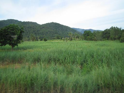 2004-07-09.countryside.hills.1.pattaya.th 